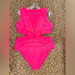 H&M Women’s hot pink one piece swimsuit large